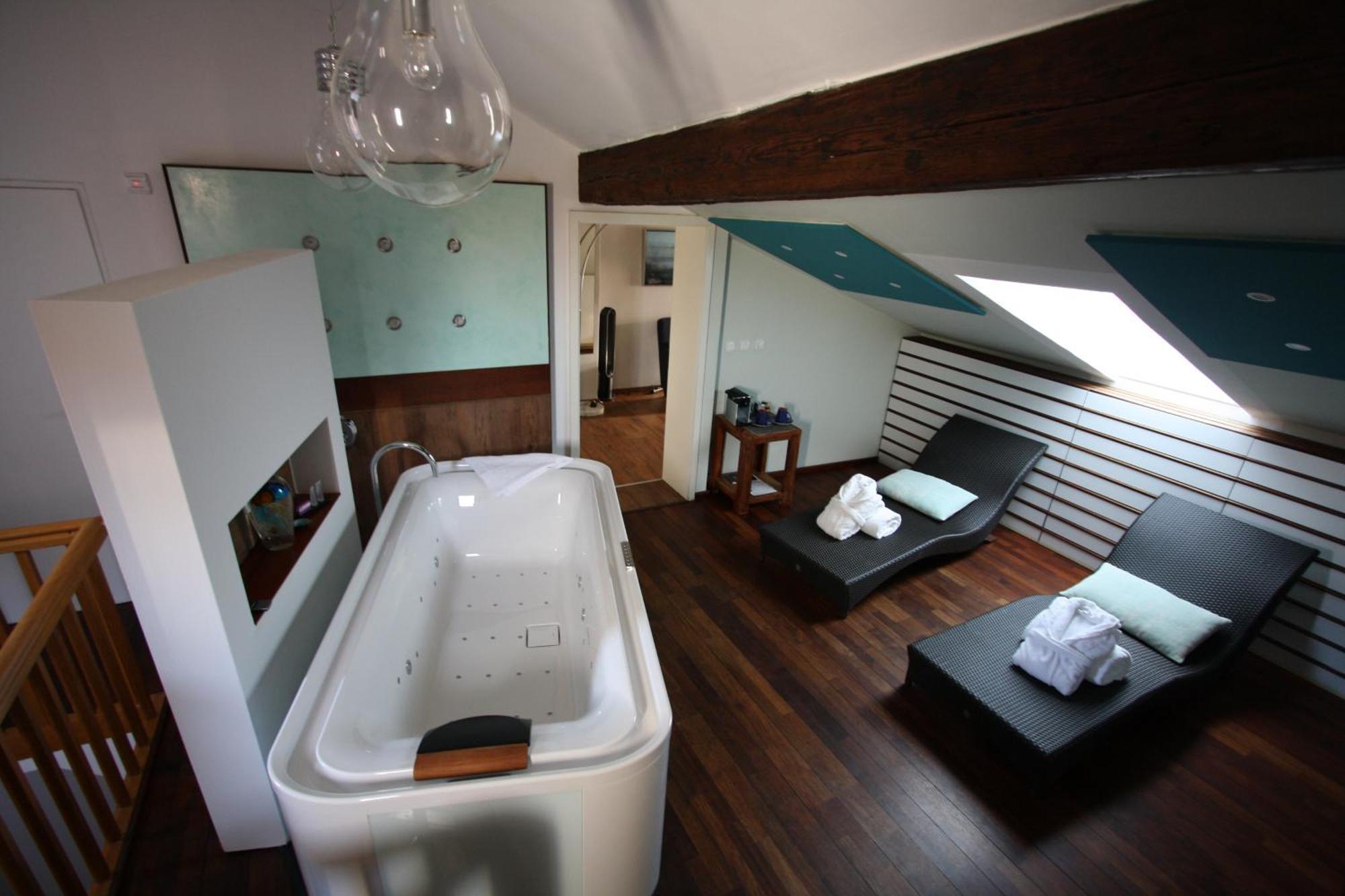 Elements Hotel Regensburg Buitenkant foto